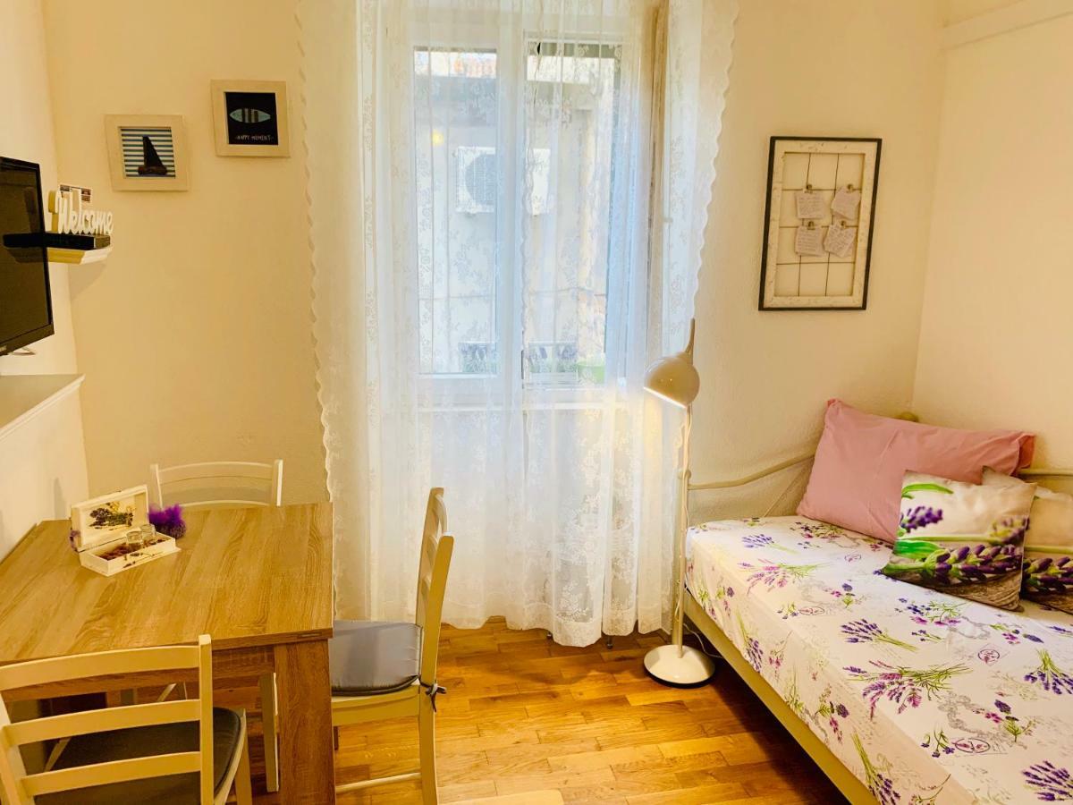 Ferienwohnung Double A Split Exterior foto